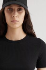 Axel Arigato ブラック シグネチャー スリム リブ Tシャツ - 画像 (5)