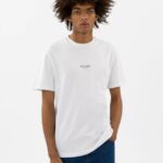 Axel Arigato ホワイト フォーカス ロゴ Tシャツ