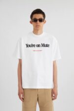 アクセルアリガトホワイトミュートtシャツ