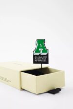 ロンドン A Pin 鮮やかな緑のアクセル Arigato - 画像 (5)